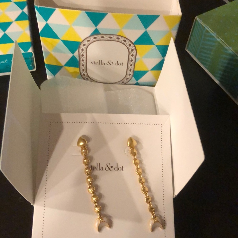 Stella & Dot Trevally Earrings